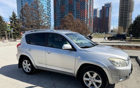 Toyota RAV4, 2008 год, 1 300 000 рублей, 4 фотография