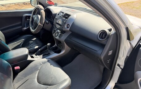 Toyota RAV4, 2008 год, 1 300 000 рублей, 26 фотография