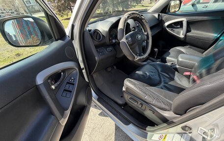 Toyota RAV4, 2008 год, 1 300 000 рублей, 25 фотография