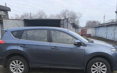 Toyota RAV4, 2013 год, 2 050 000 рублей, 2 фотография