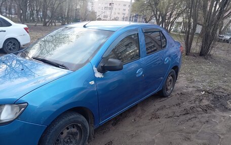 Renault Logan II, 2014 год, 470 000 рублей, 2 фотография