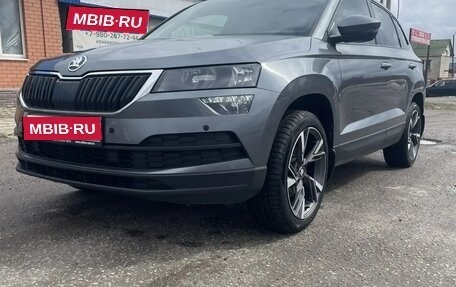 Skoda Karoq I, 2021 год, 2 820 000 рублей, 1 фотография