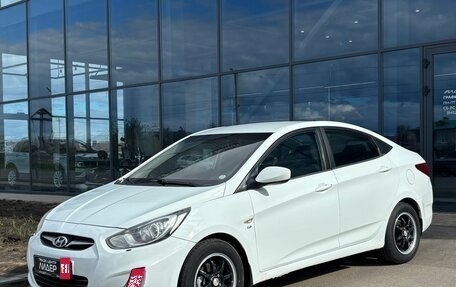 Hyundai Solaris II рестайлинг, 2011 год, 675 000 рублей, 1 фотография