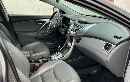 Hyundai Elantra V, 2011 год, 950 000 рублей, 3 фотография