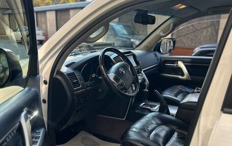 Toyota Land Cruiser 200, 2012 год, 3 200 000 рублей, 14 фотография