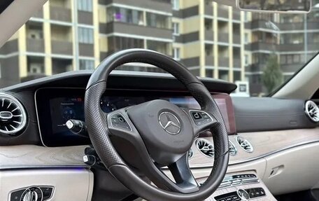 Mercedes-Benz E-Класс, 2018 год, 5 800 000 рублей, 32 фотография