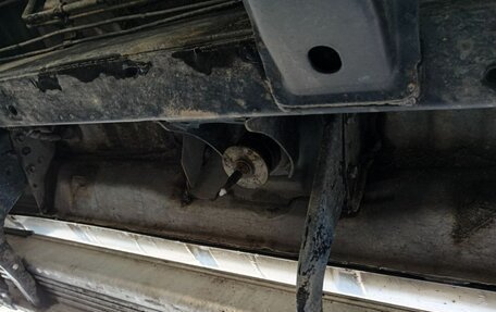 Toyota Land Cruiser Prado 90 рестайлинг, 1998 год, 2 330 000 рублей, 8 фотография