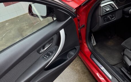 BMW 3 серия, 2015 год, 2 010 000 рублей, 19 фотография