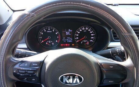 KIA Rio IV, 2018 год, 1 200 000 рублей, 2 фотография