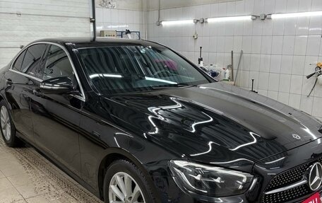 Mercedes-Benz E-Класс, 2020 год, 3 500 000 рублей, 2 фотография