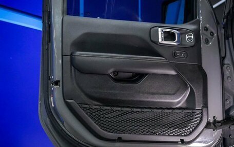 Jeep Wrangler, 2021 год, 6 300 000 рублей, 15 фотография