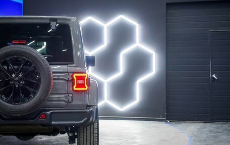 Jeep Wrangler, 2021 год, 6 300 000 рублей, 22 фотография