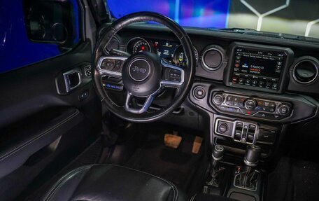 Jeep Wrangler, 2021 год, 6 300 000 рублей, 29 фотография