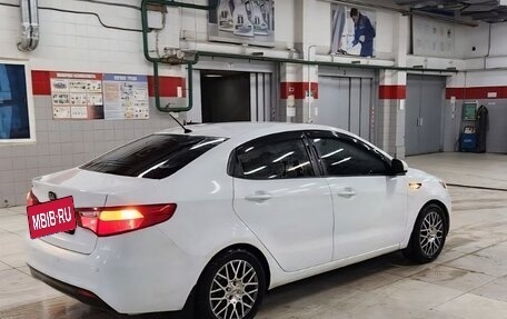 KIA Rio III рестайлинг, 2013 год, 600 000 рублей, 9 фотография