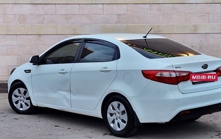 KIA Rio III рестайлинг, 2013 год, 600 000 рублей, 4 фотография