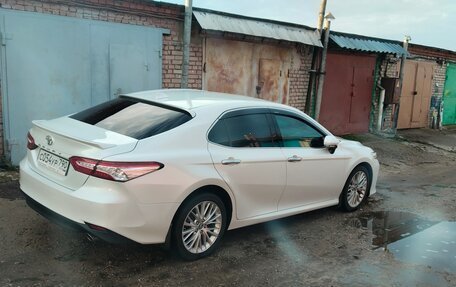 Toyota Camry, 2019 год, 3 300 000 рублей, 8 фотография