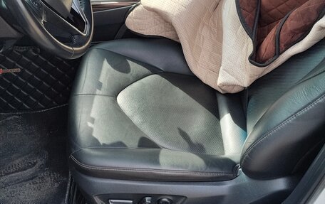 Toyota Camry, 2019 год, 3 300 000 рублей, 13 фотография