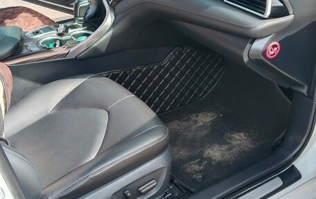 Toyota Camry, 2019 год, 3 300 000 рублей, 15 фотография