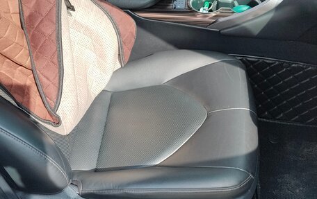 Toyota Camry, 2019 год, 3 300 000 рублей, 14 фотография