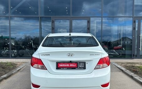 Hyundai Solaris II рестайлинг, 2011 год, 675 000 рублей, 6 фотография