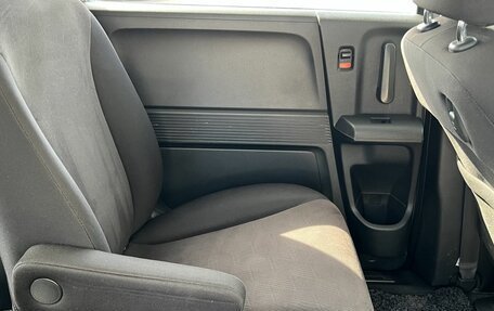 Honda Freed I, 2010 год, 930 000 рублей, 27 фотография