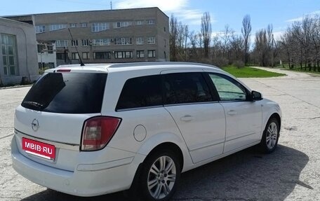 Opel Astra H, 2011 год, 690 000 рублей, 2 фотография