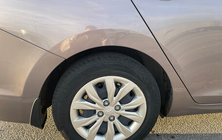 Hyundai Solaris II рестайлинг, 2017 год, 1 099 999 рублей, 13 фотография