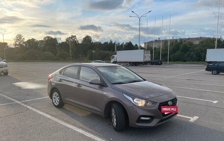 Hyundai Solaris II рестайлинг, 2017 год, 1 099 999 рублей, 6 фотография