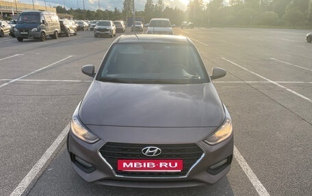 Hyundai Solaris II рестайлинг, 2017 год, 1 099 999 рублей, 7 фотография