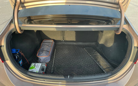 Hyundai Solaris II рестайлинг, 2017 год, 1 099 999 рублей, 21 фотография