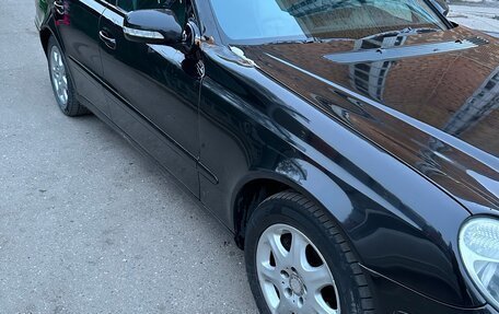 Mercedes-Benz E-Класс, 2006 год, 500 000 рублей, 3 фотография