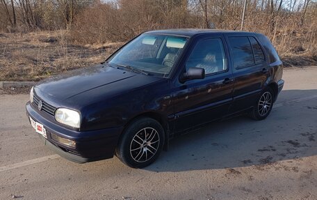 Volkswagen Golf III, 1997 год, 250 000 рублей, 4 фотография