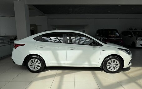 Hyundai Solaris II рестайлинг, 2017 год, 1 120 000 рублей, 8 фотография