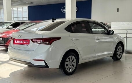 Hyundai Solaris II рестайлинг, 2017 год, 1 120 000 рублей, 4 фотография