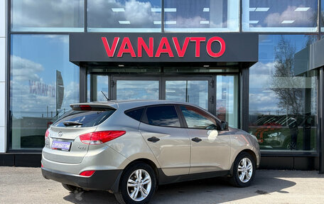 Hyundai ix35 I рестайлинг, 2010 год, 1 090 000 рублей, 5 фотография