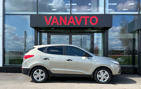 Hyundai ix35 I рестайлинг, 2010 год, 1 090 000 рублей, 6 фотография