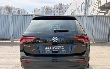 Volkswagen Tiguan II, 2018 год, 2 015 000 рублей, 9 фотография