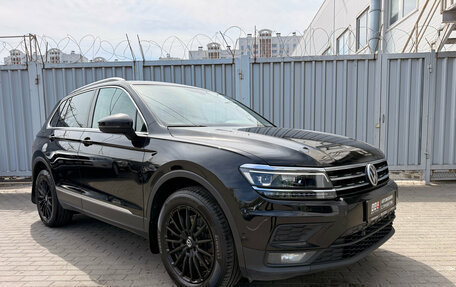 Volkswagen Tiguan II, 2018 год, 2 015 000 рублей, 5 фотография