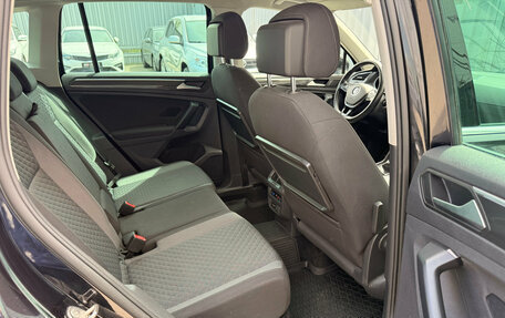 Volkswagen Tiguan II, 2018 год, 2 015 000 рублей, 12 фотография