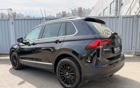 Volkswagen Tiguan II, 2018 год, 2 015 000 рублей, 3 фотография