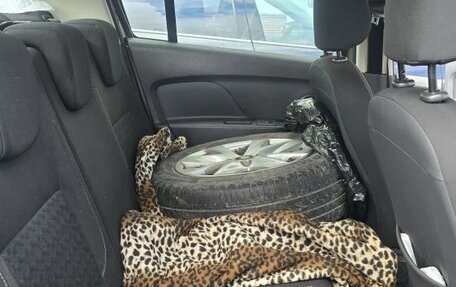 Renault Logan II, 2018 год, 750 000 рублей, 9 фотография