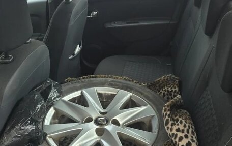 Renault Logan II, 2018 год, 750 000 рублей, 10 фотография