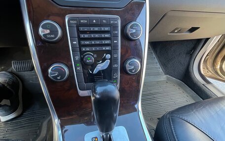 Volvo XC70 II рестайлинг, 2011 год, 1 900 000 рублей, 25 фотография