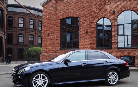 Mercedes-Benz E-Класс, 2014 год, 2 200 000 рублей, 32 фотография