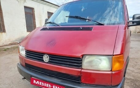 Volkswagen Transporter T4, 1994 год, 295 000 рублей, 2 фотография