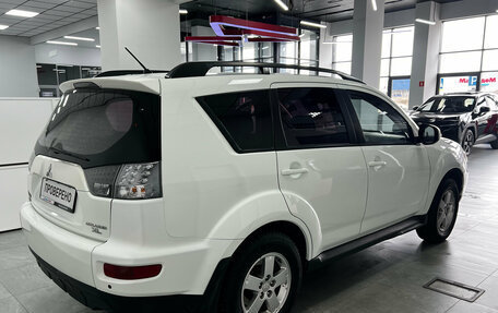 Mitsubishi Outlander III рестайлинг 3, 2011 год, 1 090 000 рублей, 4 фотография