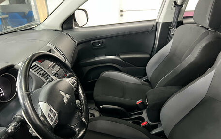 Mitsubishi Outlander III рестайлинг 3, 2011 год, 1 090 000 рублей, 9 фотография