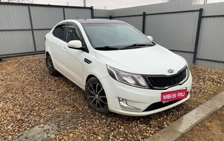 KIA Rio III рестайлинг, 2011 год, 900 000 рублей, 1 фотография