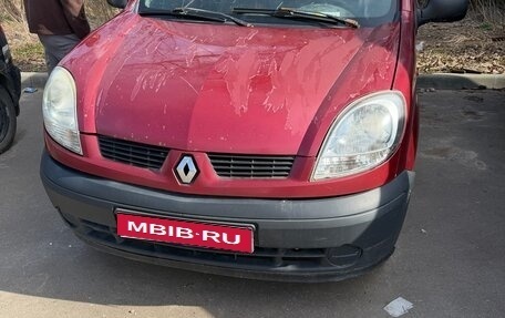 Renault Kangoo II рестайлинг, 2005 год, 240 000 рублей, 1 фотография