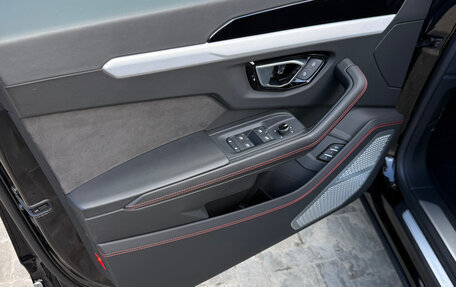 Lamborghini Urus I, 2020 год, 23 000 000 рублей, 21 фотография